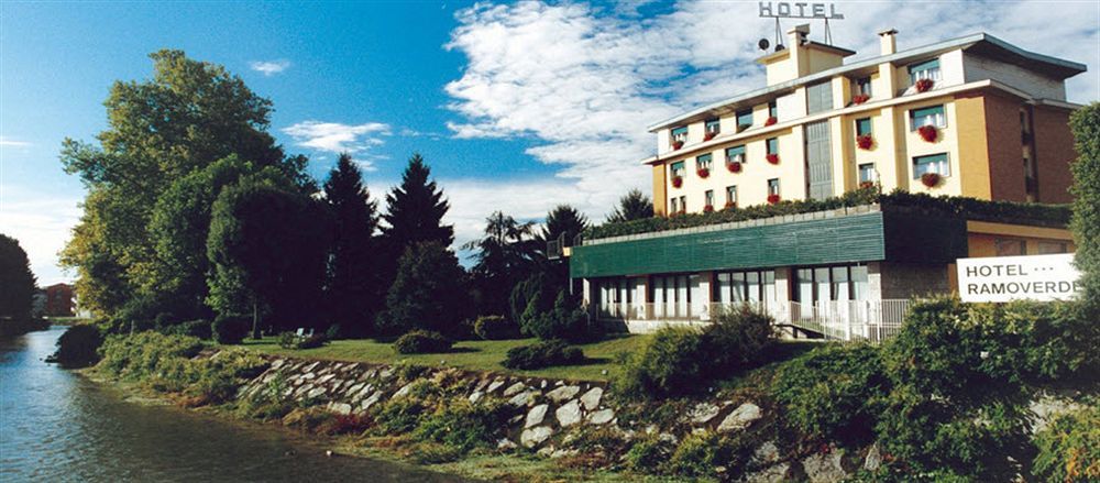 Hotel Ramoverde Borgomanero Bagian luar foto